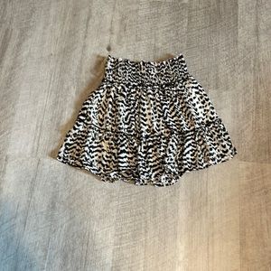 Altered state flowy short  skirt M leopard print